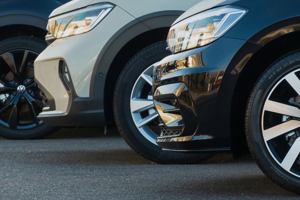 {{lyro}}-assisted sales