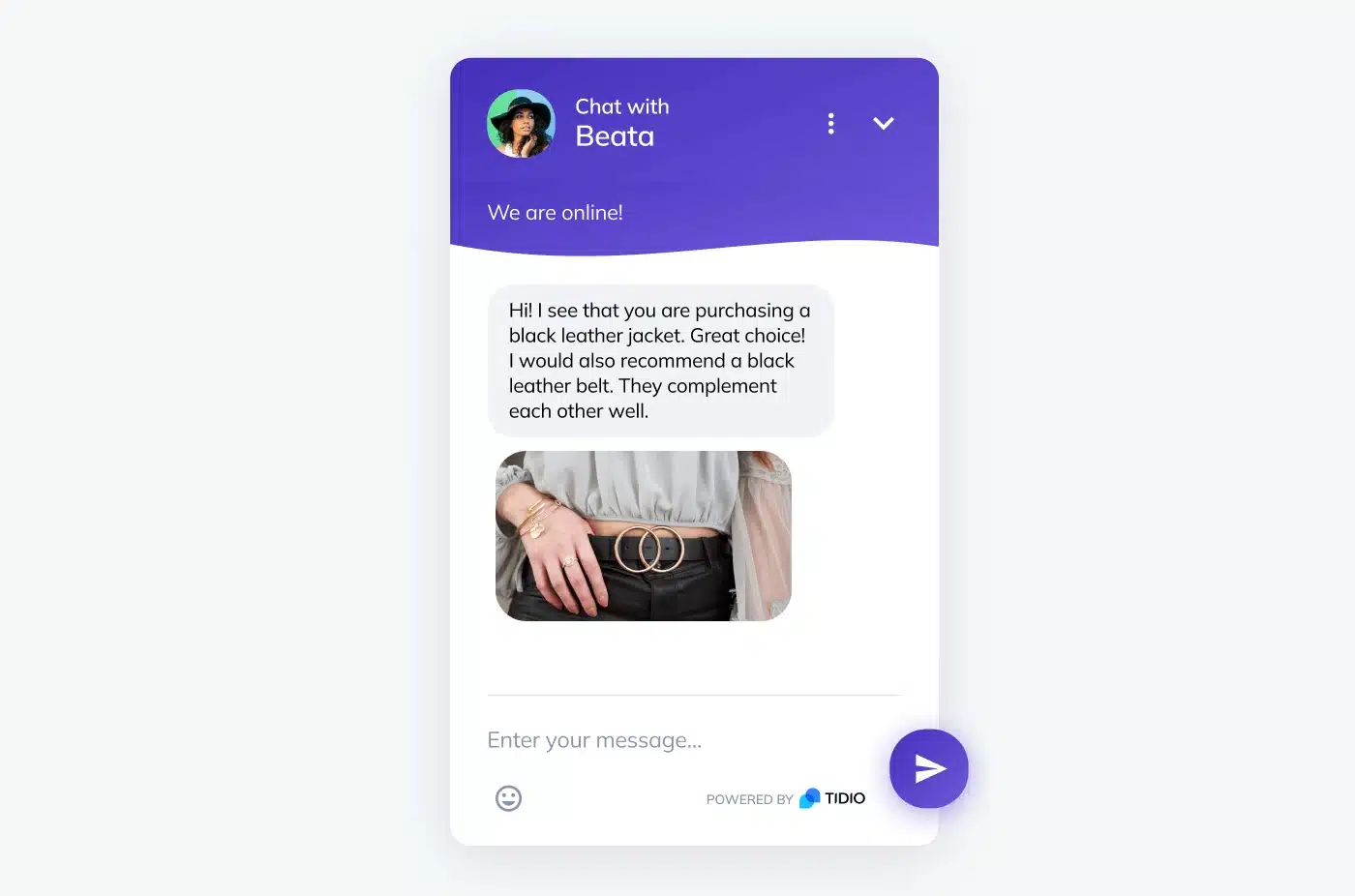 Tidio chat widget demonstrating personalized product recommendations during a live chat conversation.